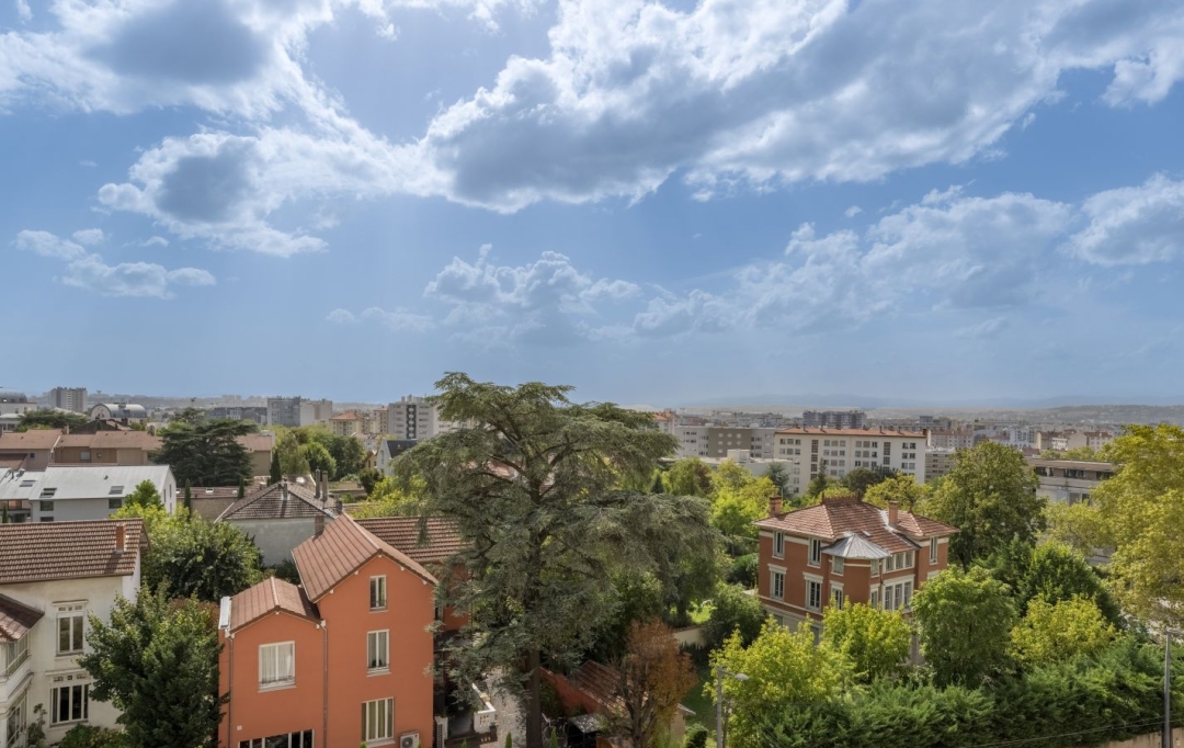 Annonces LYON 6EME : Appartement | LYON (69003) | 53 m2 | 239 000 € 